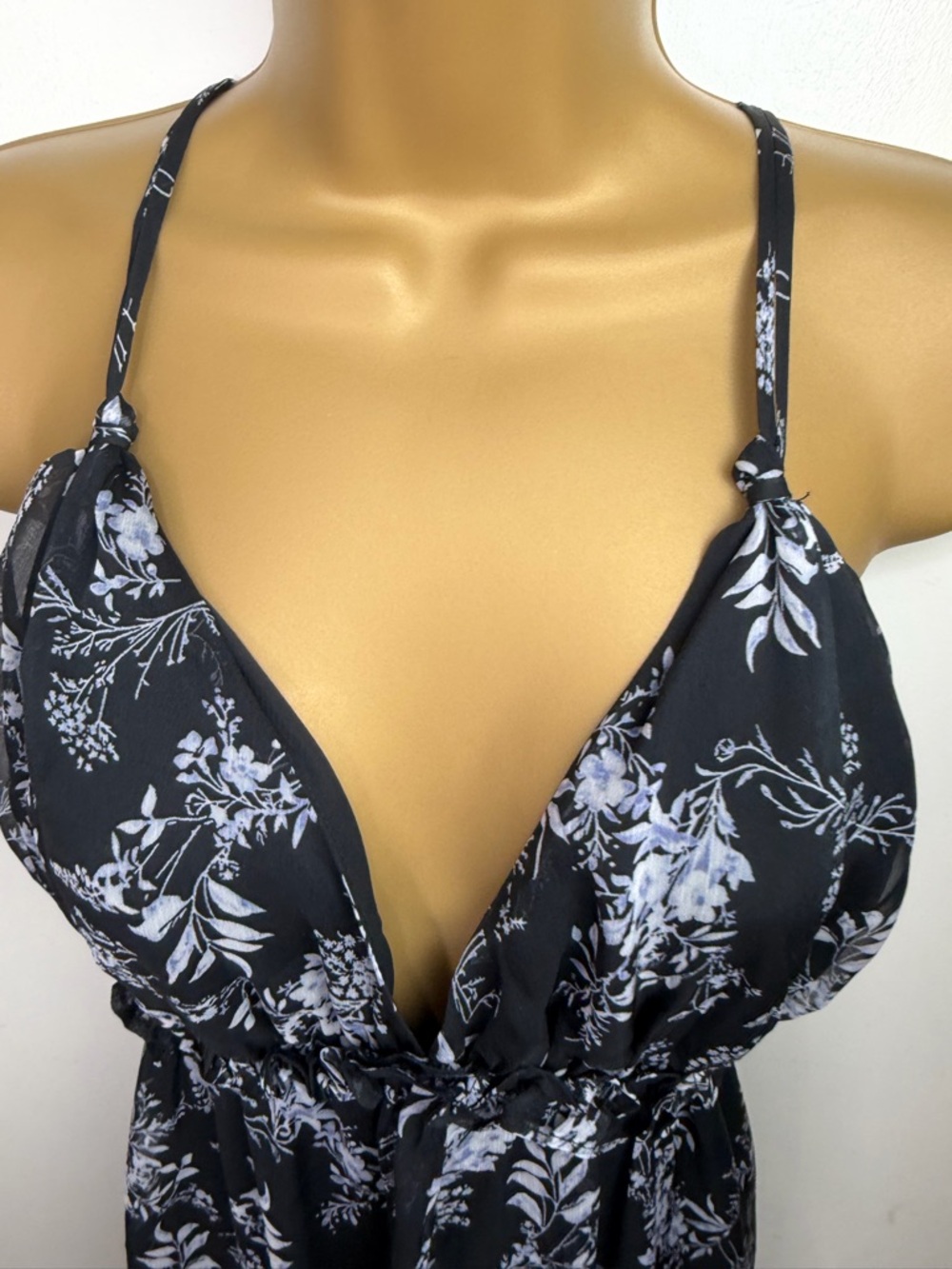 Lulus Black Make a Mark Floral Print Strappy Backless Ruffled Maxi Dress NWOT S - Picture 12 of 16
